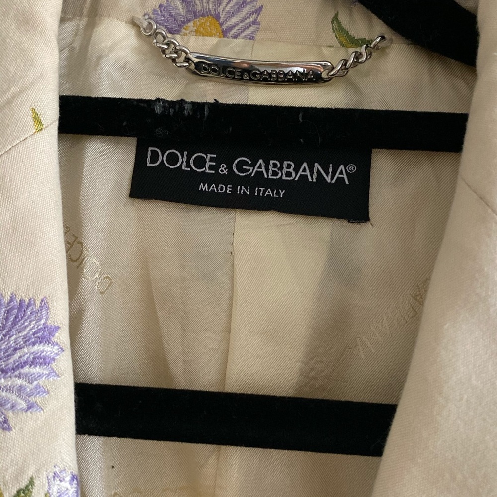 SOLD dolce& Gabbana Blazer floral